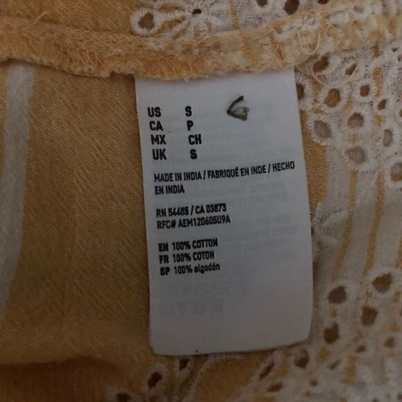 American Eagle Yellow Striped Off the Shoulder Cropped Blouse - Picture 6 of 10